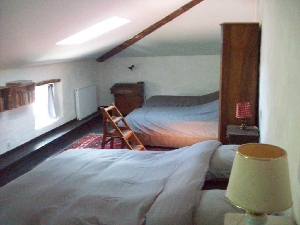 Le Vin De L'Ete Bed and Breakfast Ponet-et-Saint-Auban Rum bild